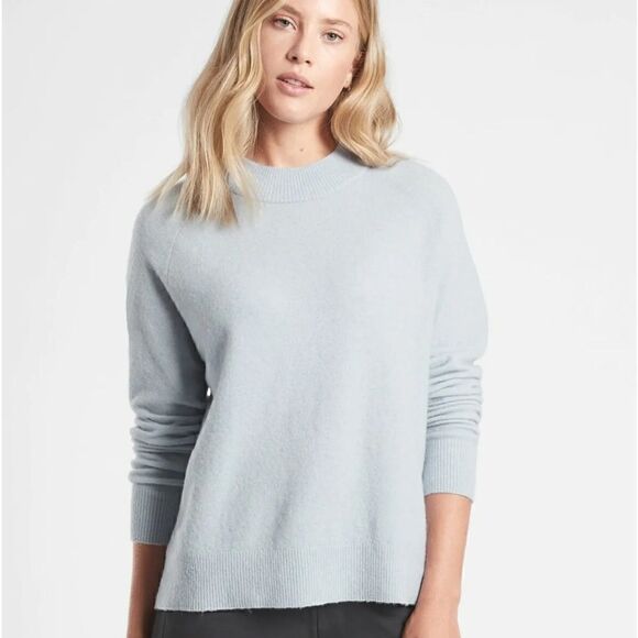 ATHLETA Hawthorn Crew Sweater Marino Wool Blend Voyage Grey Blue Women’s Medium - Picture 1 of 9